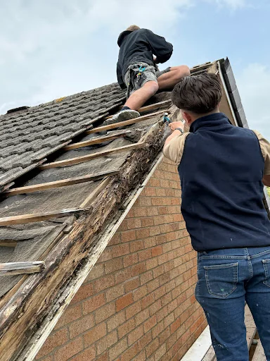 A Edwards Roofing Limited photo 2