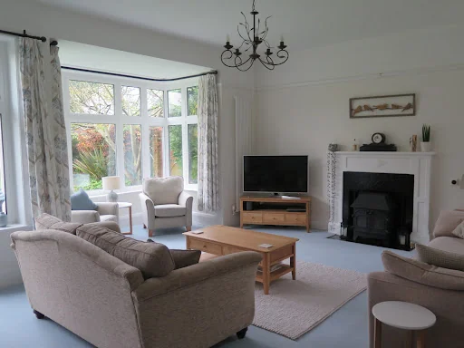 Kevin Bell Decor photo 4