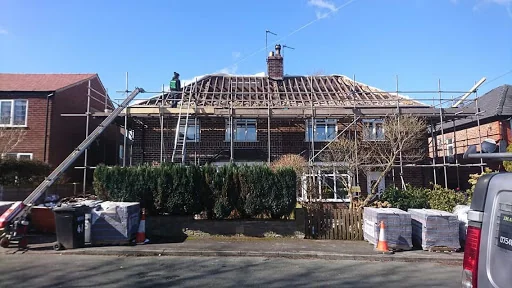 LM and Son Roofing Contractors photo 1