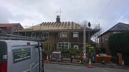 LM and Son Roofing Contractors photo 2