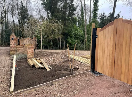 BERKSHIRE FENCING PROJECTS LIMITED photo 5