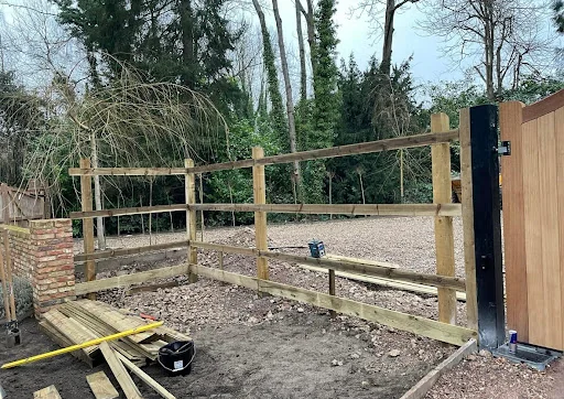 BERKSHIRE FENCING PROJECTS LIMITED photo 6