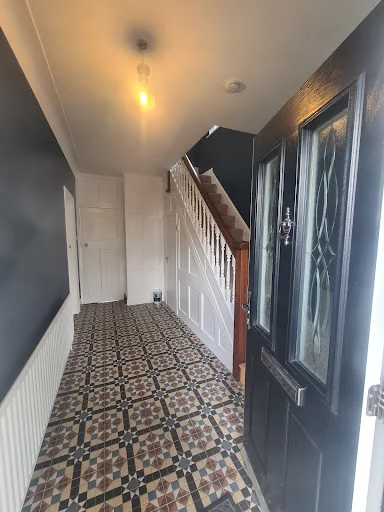 N Murray Decorating photo 1