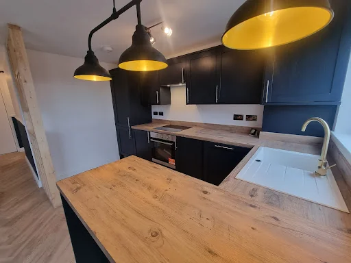 SL Carpentry photo 4