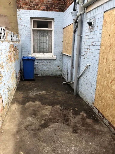 A1 House Clearance landmark furniture photo 4