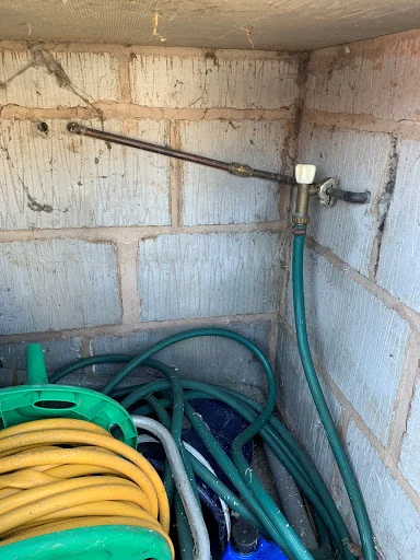 Leak &amp; Heat Heroes photo 5