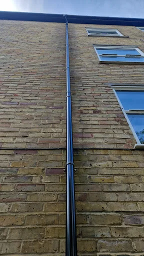 L W Roofing &amp; Guttering LTD photo 4