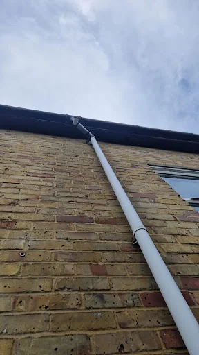 L W Roofing &amp; Guttering LTD photo 5