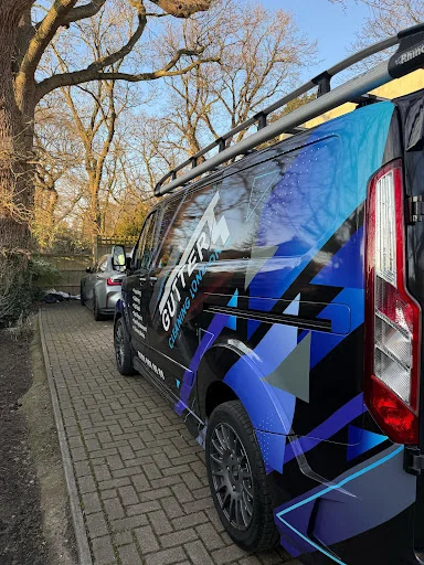 Gutter Cleaning London photo 2