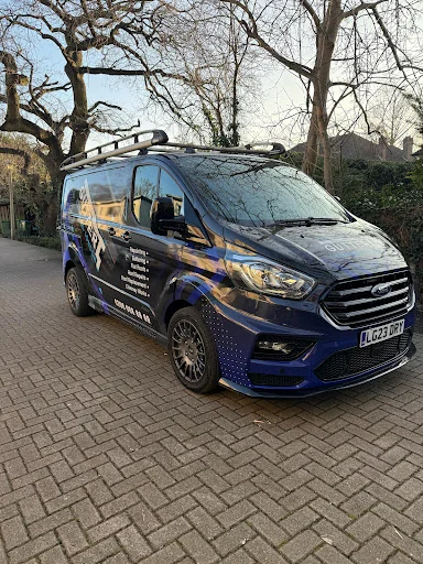 Gutter Cleaning London photo 3