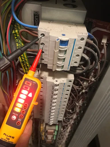 ION ELECTRICAL CONTRACTORS LTD photo 6