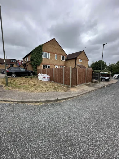 Mr George Garden Landscaping photo 7