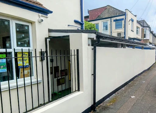 Baddeley &amp; Sons photo 4