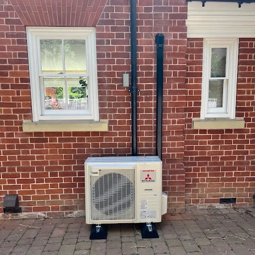 ML Air Conditioning photo 2