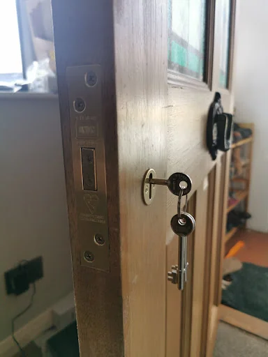 Sutton Locksmith Service photo 3