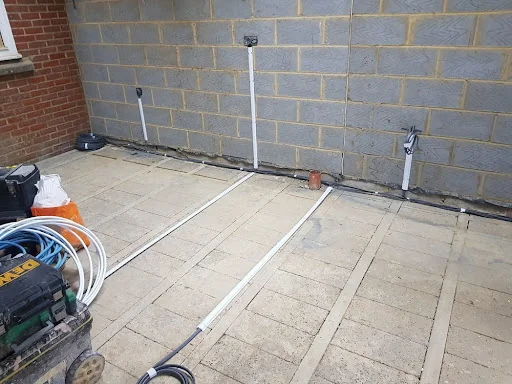 Universal One photo 7