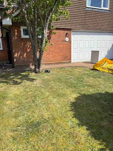 Lady Painter &amp; Decorator photo 7