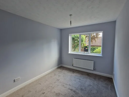 Detailed Painting &amp; Decorating photo 7