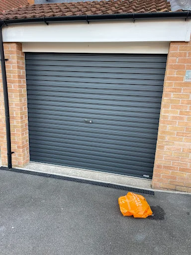 Beso Painters photo 2