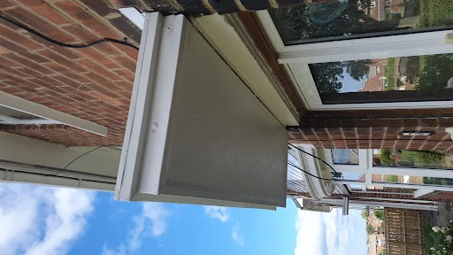 Rae of Colour photo 4