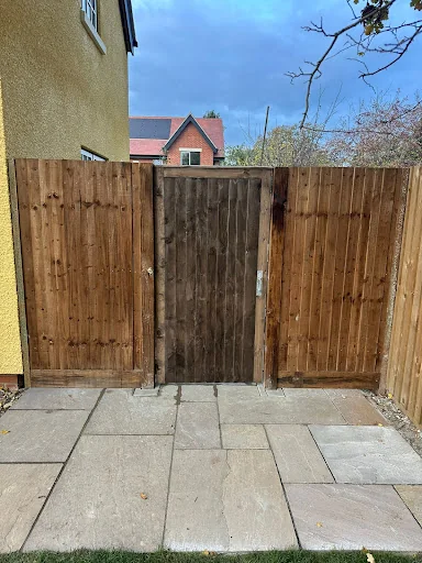 Hertfordshire Fencing photo 5