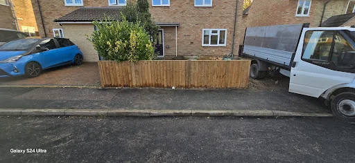 Hertfordshire Fencing photo 6