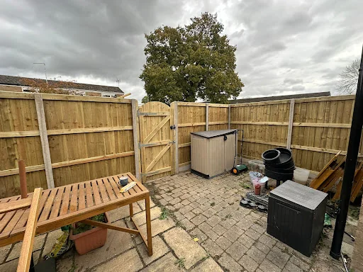 Hertfordshire Fencing photo 8