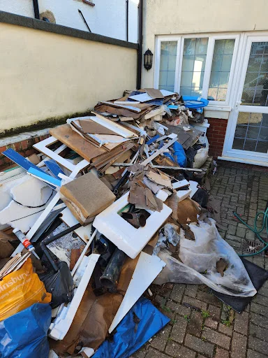 Vial Service Limited photo 3