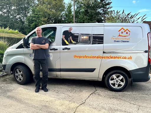 The Professional Oven Cleaner photo 1