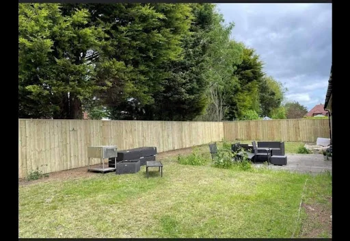 L&amp;M Fencing photo 3