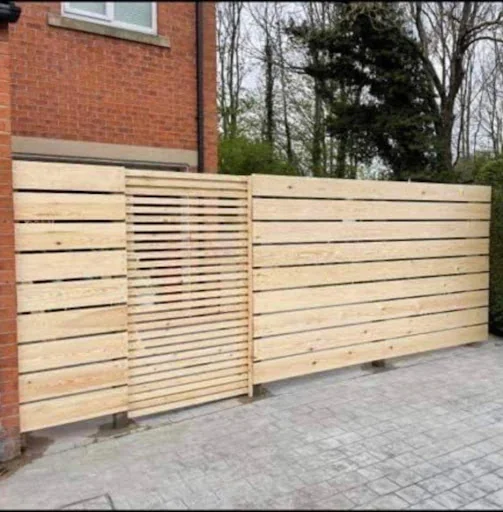 L&amp;M Fencing photo 8