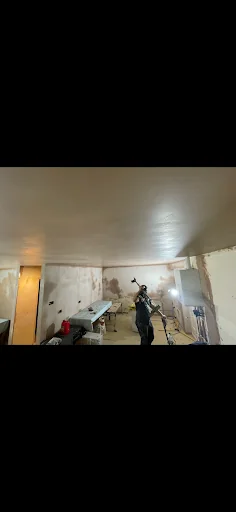 Daniel Debrick Plastering photo 3