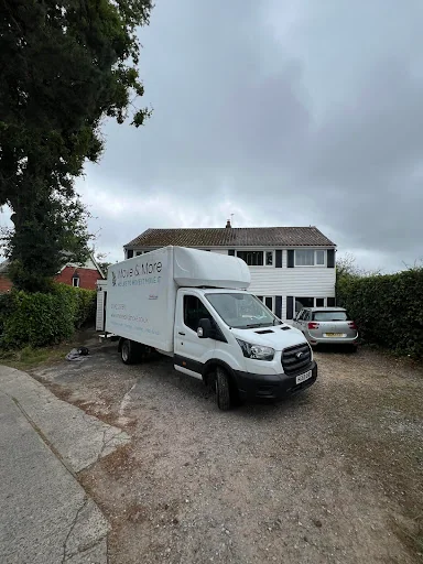 Move &amp; More Ltd photo 3