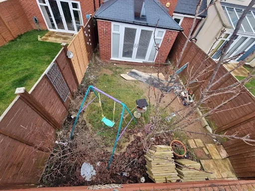 R.J.A Fencing &amp; Landscapes photo 1