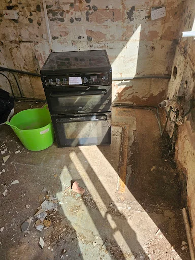 MCR Smart Decorators &amp; Building Services photo 6