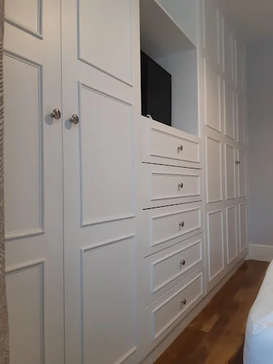 ER Carpentry photo 6