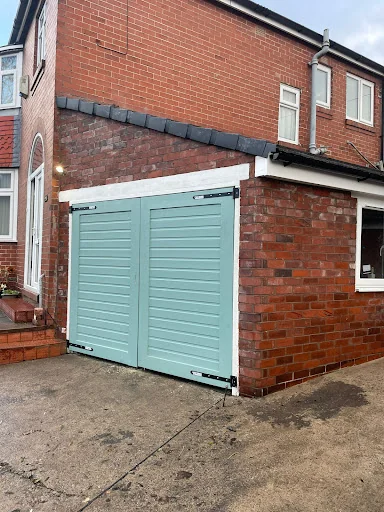 Manchester multitrades photo 7