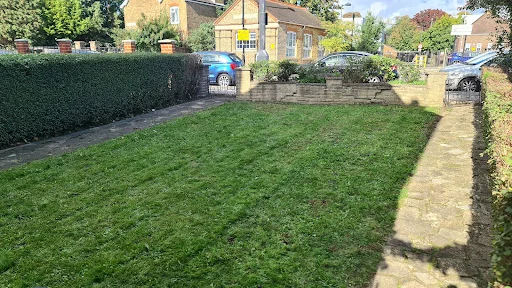 Fantastic Gardeners Twickenham photo 6