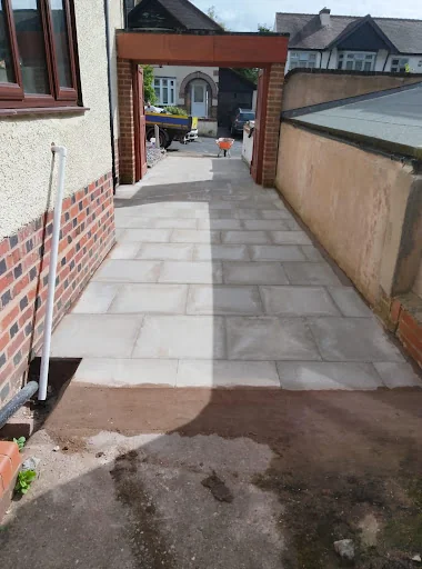 Lakeside Driveways &amp; Landscaping Ltd photo 4