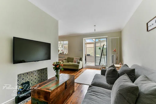 Devon Design And Decorate photo 4