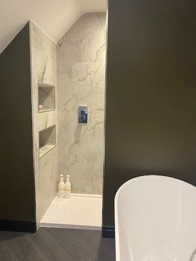 TB Tiling and Plumbing photo 5