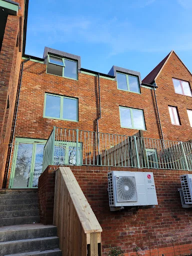 Shark Window Cleaning photo 5