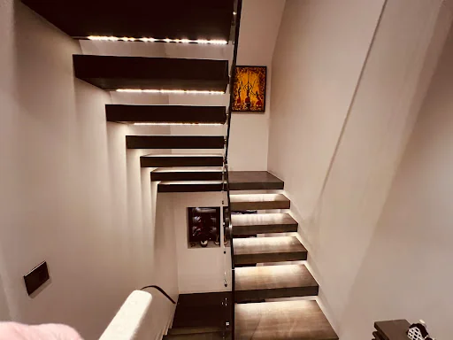 Bee Colours Ltd photo 7