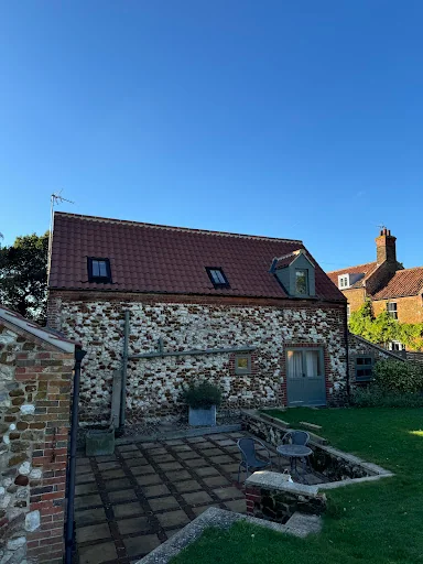 Larson Roofing Ltd photo 2