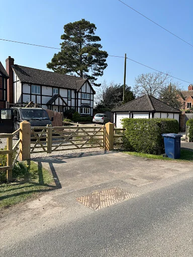 DT Landscapes and Gardening photo 1