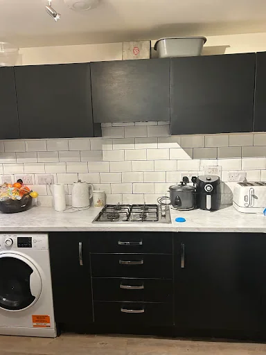 Hayling Top tier photo 7