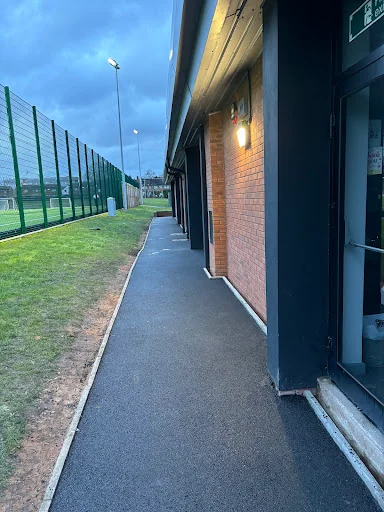 RLS DRIVEWAYS &amp; FENCING photo 5