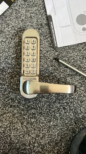 Stef’s Locks photo 2