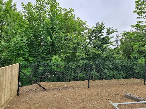 BARLOW FENCING photo 1
