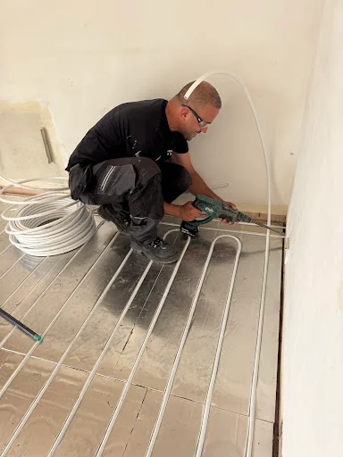 Modern adobe &amp;Tech photo 1